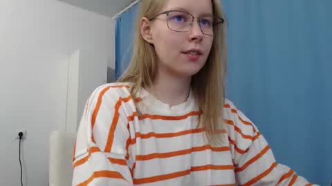 Snapshot of alinasei chatting on January 2026 07:37:02 PM alinasei online show from January 2026 07:37:02 PM