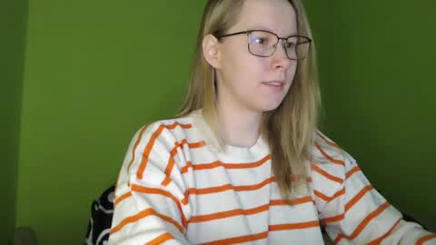 Snapshot of alinasei chatting on March 2026 07:15:01 AM alinasei online show from March 2026 07:15:01 AM