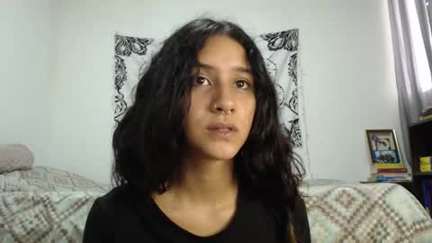 Snapshot of alinawoolf_ chatting on December 2024 06:05:02 PM Ali online show from December 2024 06:05:02 PM