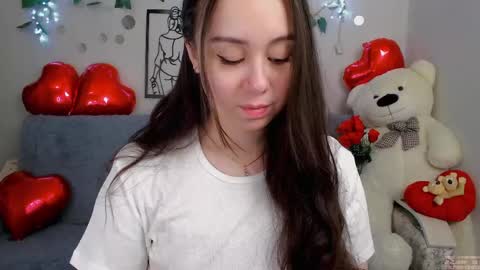 AlinaXRose online show from May 2026 01:35:02 AM