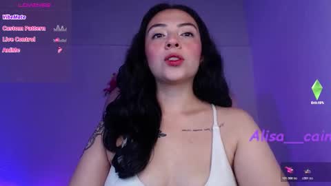 Snapshot of alisa__cain chatting on March 2026 07:33:02 AM Alejandra online show from March 2026 07:33:02 AM