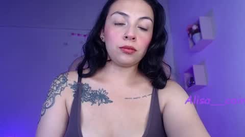 Snapshot of alisa__cain chatting on April 2026 07:14:01 AM Alejandra online show from April 2026 07:14:01 AM
