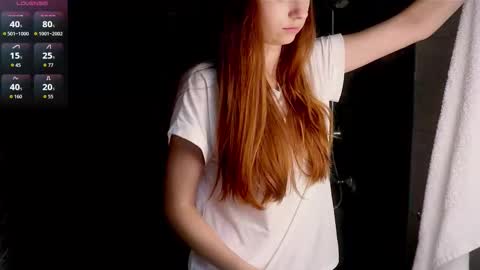 Snapshot of alisaa_01 chatting on November 2025 03:19:01 AM Alice Fansly Alisa01 online show from November 2025 03:19:01 AM