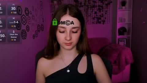 Alisa online show from May 2026 07:19:02 PM