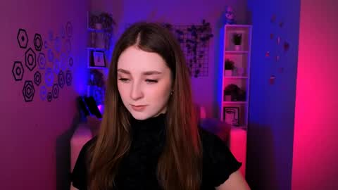 Alisa online show from May 2026 07:11:01 PM
