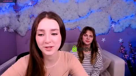 Snapshot of alisabliss chatting on June 2026 09:23:02 AM Alisa online show from June 2026 09:23:02 AM