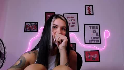 Snapshot of alisarossy chatting on June 2026 01:26:02 PM Alisa online show from June 2026 01:26:02 PM