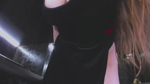 Snapshot of alisaxfox chatting on February 2026 06:54:01 AM Alisa online show from February 2026 06:54:01 AM