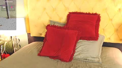 Luna online show from March 2025 10:39:02 PM