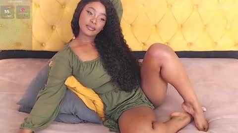 Luna online show from September 2025 03:44:01 PM