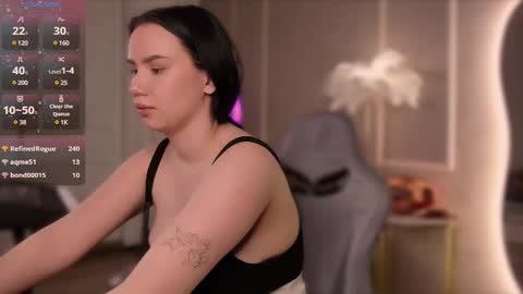 Alisia online show from February 2025 10:17:02 AM