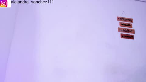 Alisia online show from September 2025 02:48:01 AM