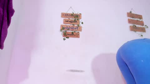 Alisia online show from May 2026 07:28:02 AM