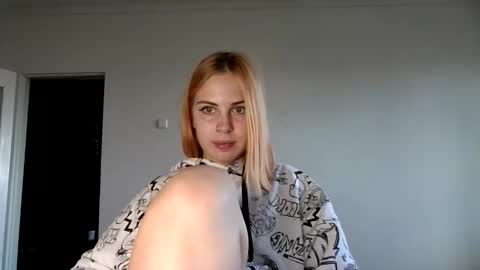 Snapshot of alismoona chatting on September 2025 01:55:01 PM Alisa online show from September 2025 01:55:01 PM