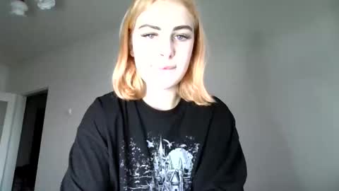 Snapshot of alismoona chatting on September 2025 01:35:02 PM Alisa online show from September 2025 01:35:02 PM