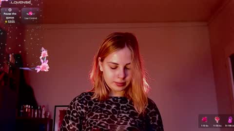 Snapshot of alismoona chatting on December 2025 09:29:02 AM Alisa online show from December 2025 09:29:02 AM