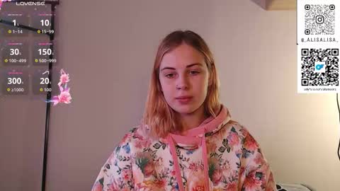 Snapshot of alismoona chatting on December 2025 10:57:02 AM Alisa online show from December 2025 10:57:02 AM