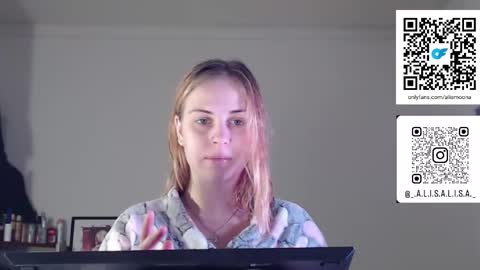 Snapshot of alismoona chatting on December 2025 10:03:01 PM Alisa online show from December 2025 10:03:01 PM