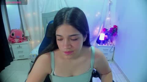 Snapshot of alison_girl22 chatting on December 2024 12:53:01 AM Alison online show from December 2024 12:53:01 AM