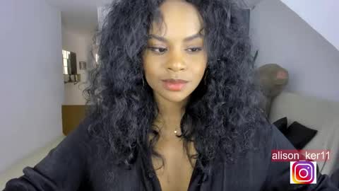 Sofias house online show from December 2024 09:09:02 PM