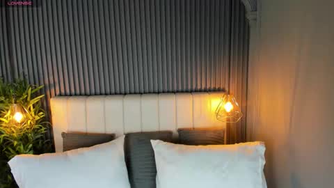 Alison  online show from November 2025 12:58:02 PM