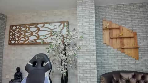 Snapshot of alisonn_doll chatting on October 2025 02:43:02 PM alisonn_doll online show from October 2025 02:43:02 PM