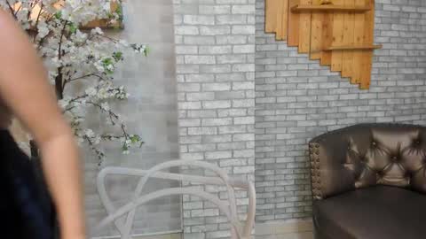 Snapshot of alisonn_doll chatting on December 2025 01:04:02 PM alisonn_doll online show from December 2025 01:04:02 PM