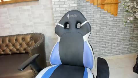 Snapshot of alisonn_doll chatting on February 2026 06:48:01 PM alisonn_doll online show from February 2026 06:48:01 PM