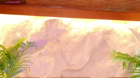 Alison Moon  online show from April 2026 10:16:01 PM