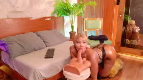 Alison Moon  online show from July 2026 10:59:02 PM