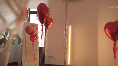 Alissa online show from February 2025 01:18:02 PM