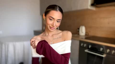 Alissa online show from May 2026 01:19:01 PM