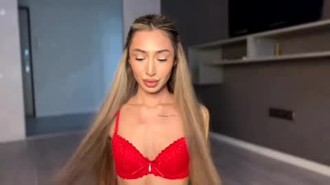 Alissa online show from May 2026 02:54:01 PM