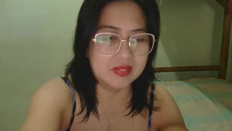 alissalove18 online show from April 2026 02:23:02 AM