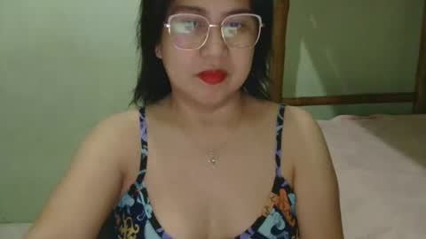alissalove18 online show from April 2026 09:26:02 AM
