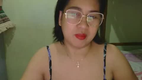 alissalove18 online show from May 2026 10:07:01 PM