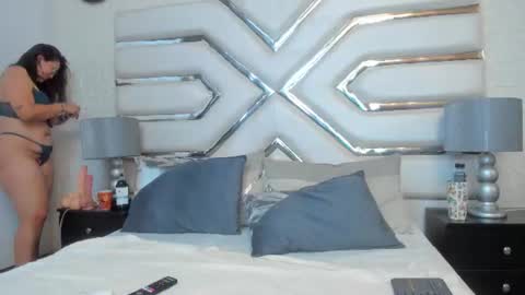 alissbluumm online show from June 2026 02:29:02 PM