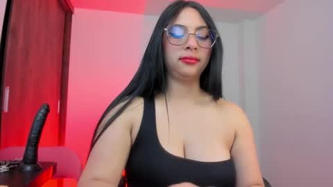 Snapshot of alissia_viera chatting on February 2026 04:23:02 PM iraide online show from February 2026 04:23:02 PM