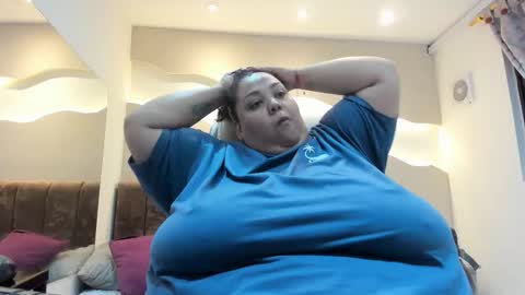 Alisson online show from March 2026 11:27:01 AM