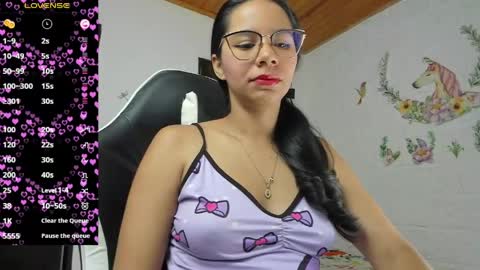 Snapshot of alisson_hoffman05 chatting on May 2026 01:30:01 PM Alisson hoffman05 online show from May 2026 01:30:01 PM