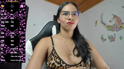 Snapshot of alisson_hoffman05 chatting on May 2026 11:56:01 PM Alisson hoffman05 online show from May 2026 11:56:01 PM