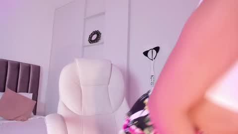  Alisson  online show from February 2025 12:30:02 PM