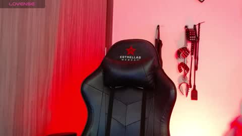 Alisson Beckett online show from January 2025 07:43:01 PM