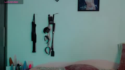 Alisson Beckett online show from February 2025 07:10:01 PM