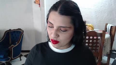 Alix online show from October 2025 09:37:01 PM