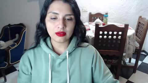 Alix online show from November 2025 02:02:02 AM