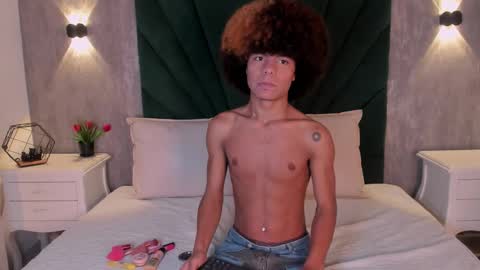 Snapshot of alixiis_etereo chatting on February 2026 08:02:01 PM Alexis Etereo online show from February 2026 08:02:01 PM