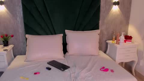 Snapshot of alixiis_etereo chatting on February 2026 08:05:01 PM Alexis Etereo online show from February 2026 08:05:01 PM