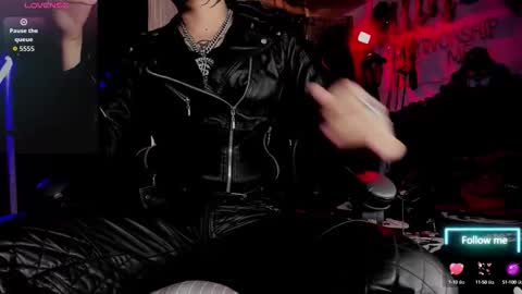   online show from September 2025 03:06:01 PM