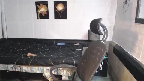 trina online show from September 2025 05:18:02 AM